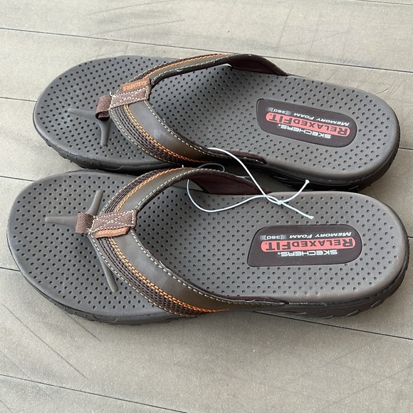 Skechers Men Relaxed Fit Memory Foam 360 Size 10 - Picture 2 of 9